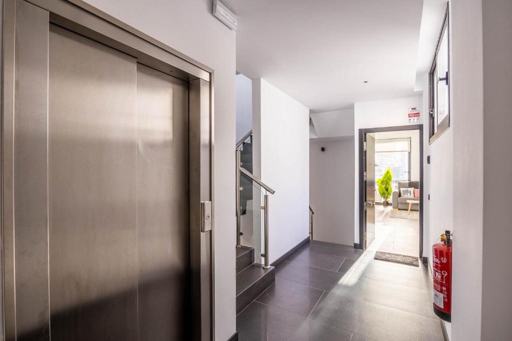 Fotografia z galérie ubytovania Nervión Suites 2 - Vacacional Sevilla v destinácii Seville