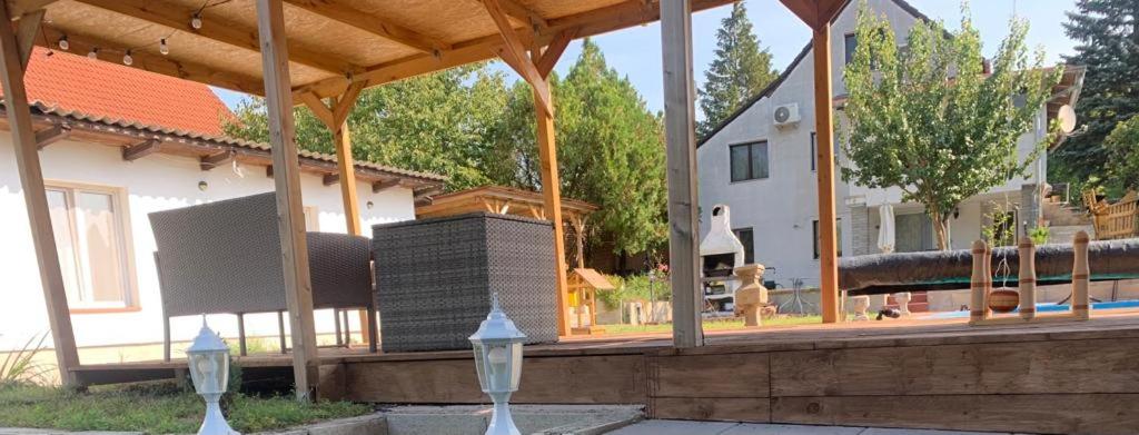 Vonkajšia záhrada v ubytovaní Piknik Apartmant