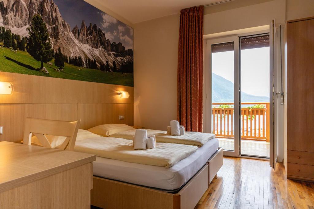 Hotel Lory - Molveno - Dolomiti - Double Or Twin Room With Lake View