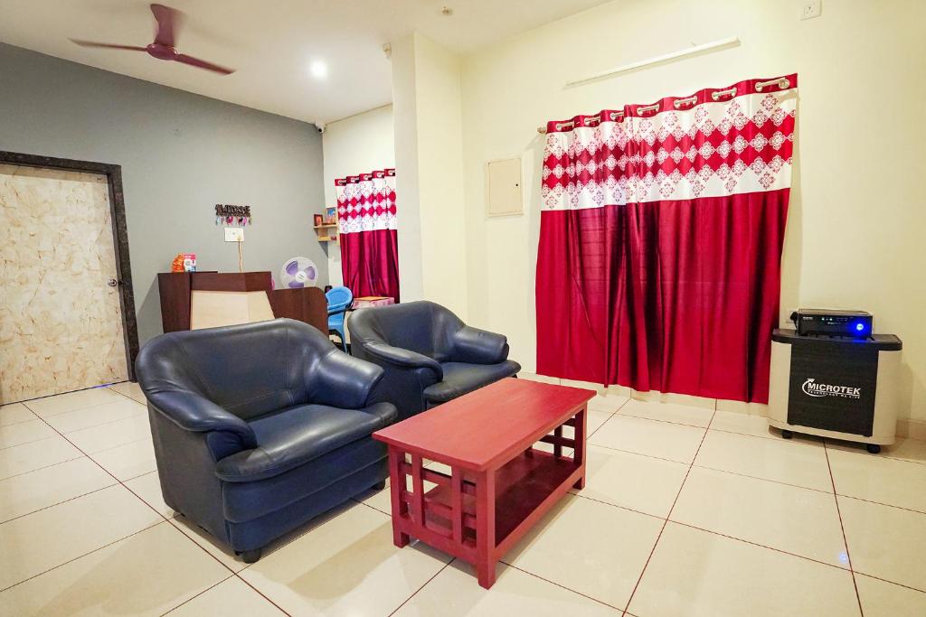 Posezení v ubytování FabExpress Town Space Apartment - Nr Saravana Stores, Porur
