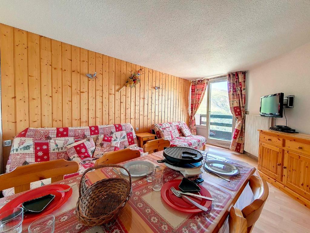 Appartement confortable au pied des pistes avec balcon - FR-1-344-785