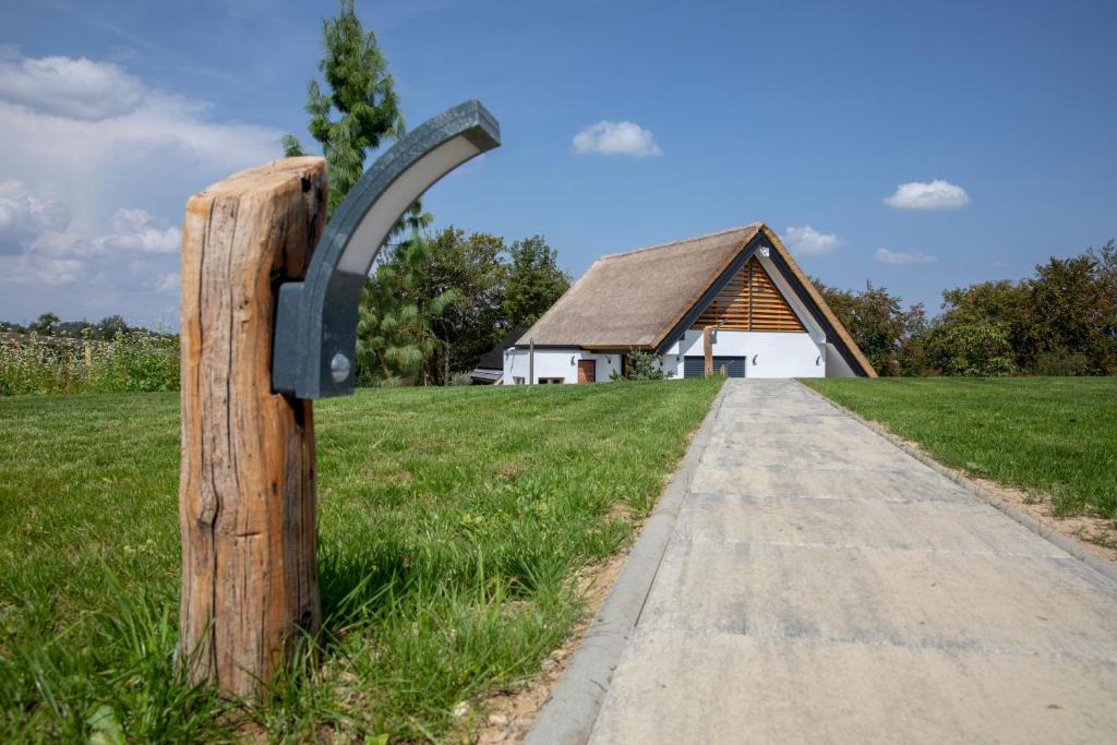Budova, kde se prázdninový dům nachází