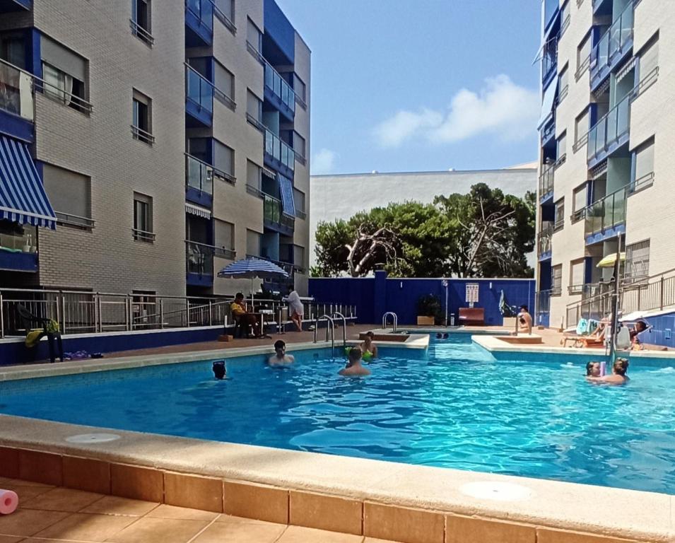 Basen w obiekcie Apartment Los Locos Torrevieja Costa Blanca lub w pobliżu
