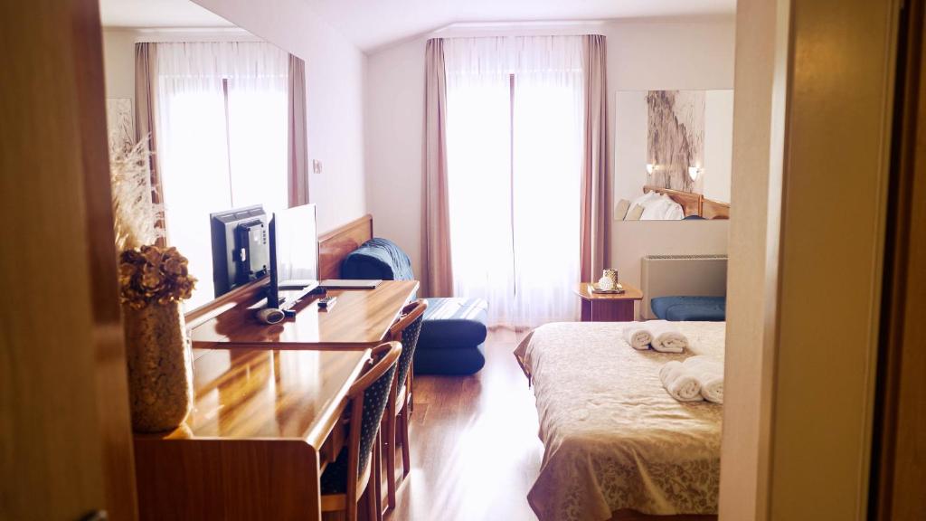 Hotel Villa Letan - Double Or Twin Room With Extra Bed