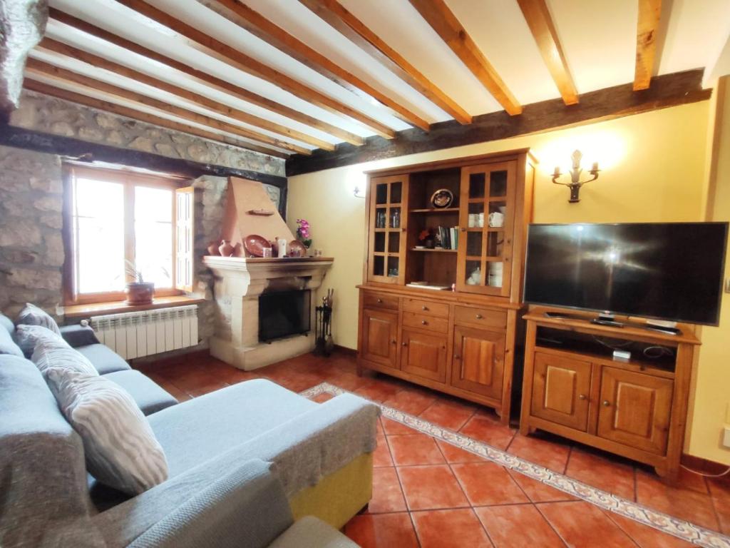 A television and/or entertainment centre at Casa Elvira