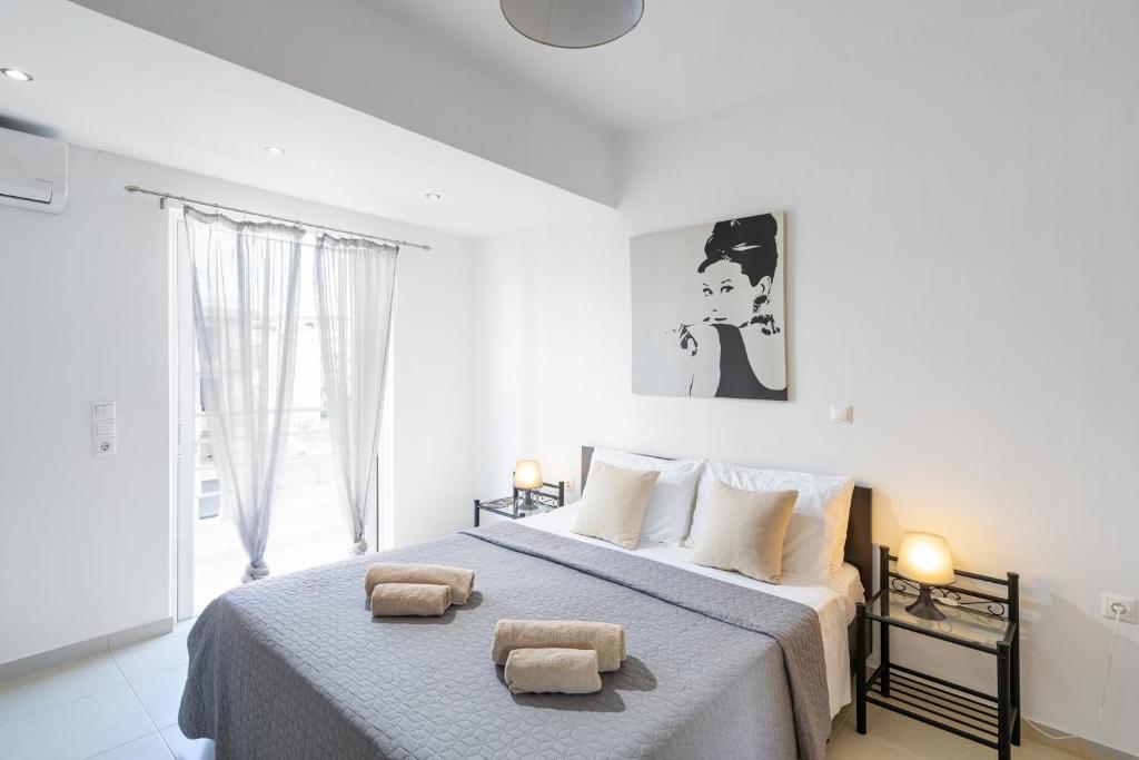 Postel nebo postele na pokoji v ubytování Mira Sitia Luxury Apartment
