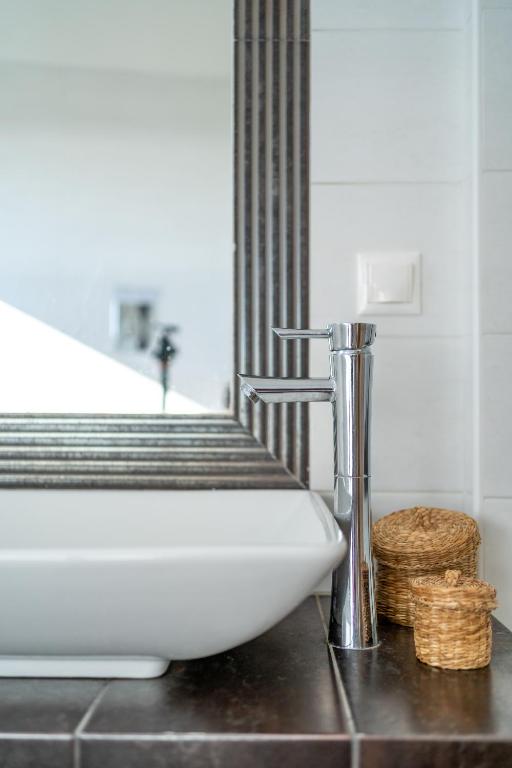Koupelna v ubytování Mira Sitia Luxury Apartment