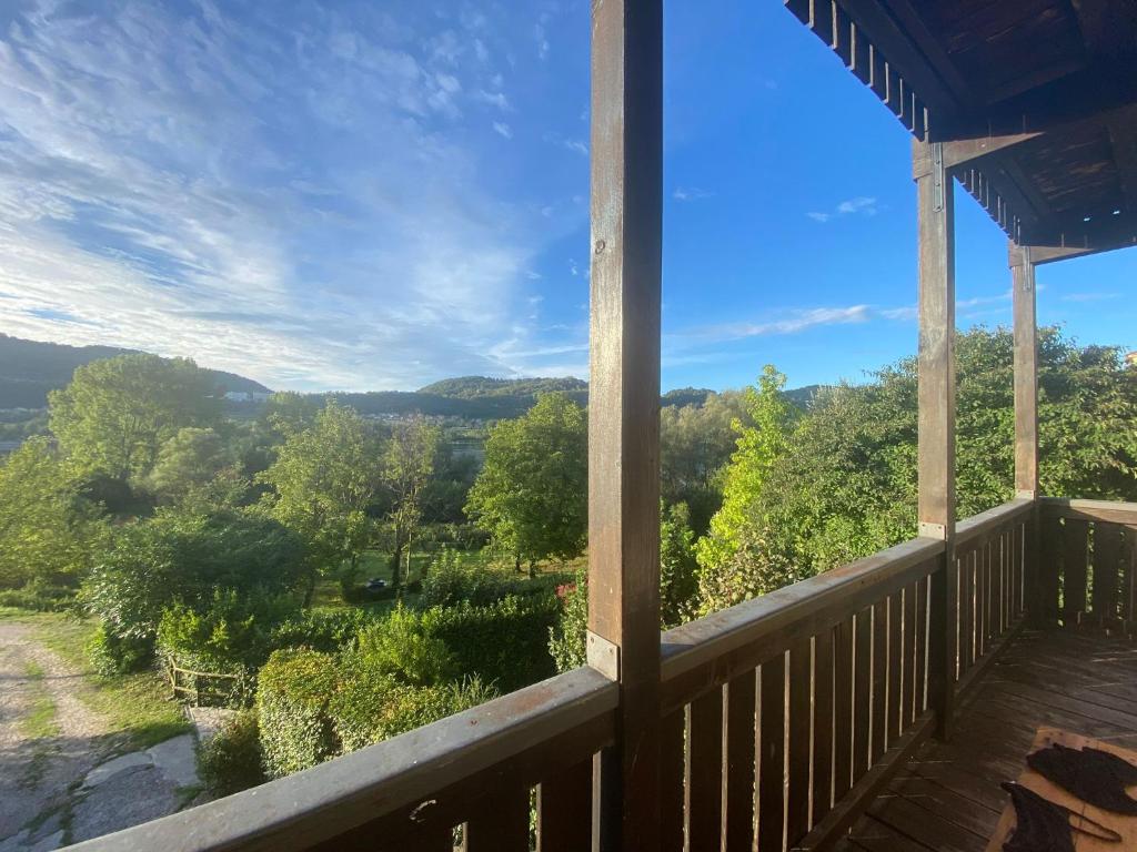 Foto dalla galleria di Romantica terrazza sul lago a Revine Lago