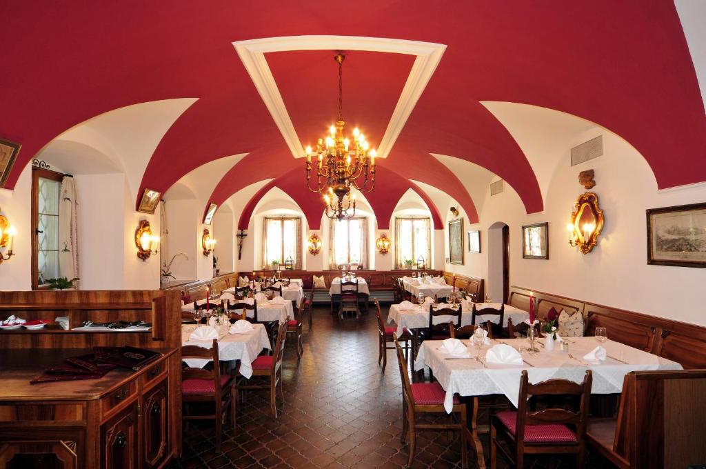 Restaurace v ubytování Hotel-Gasthof Maria Plain