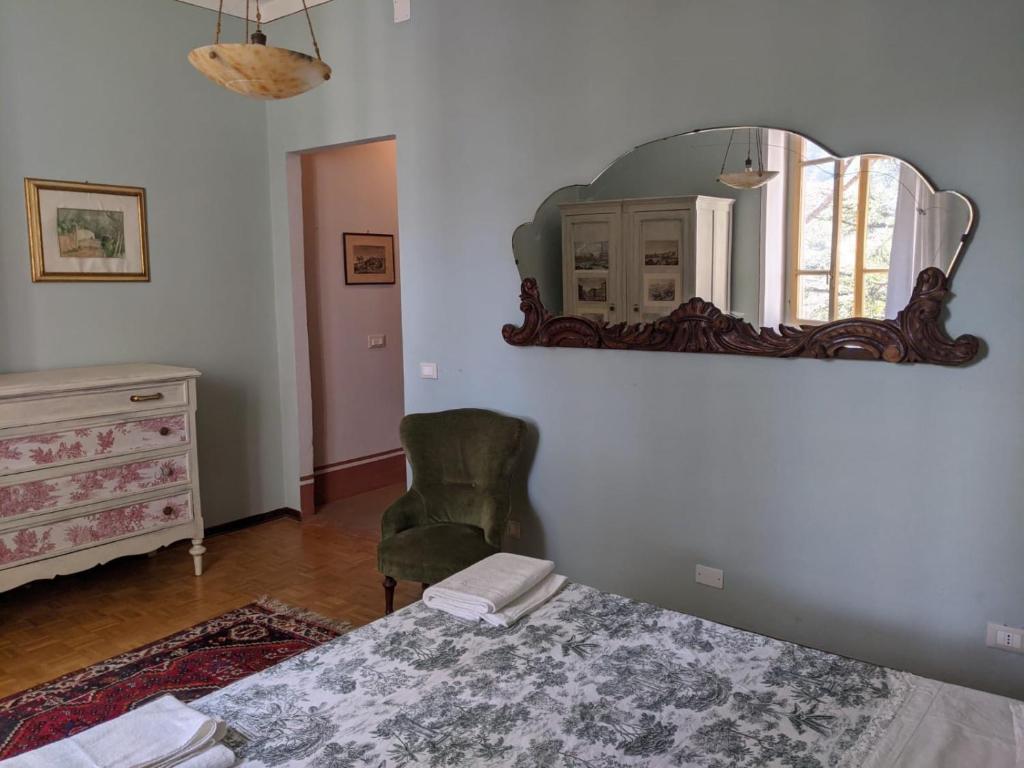 Agriturismo Azienda Agricola Mombisaggio - Habitación Doble Superior