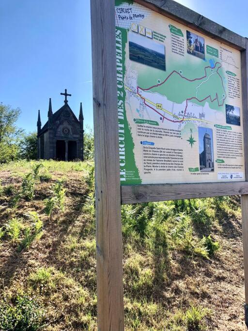 Fotografia z galérie ubytovania Maison chaleureuse au cœur du village Raddon v destinácii Raddon-et-Chapendu