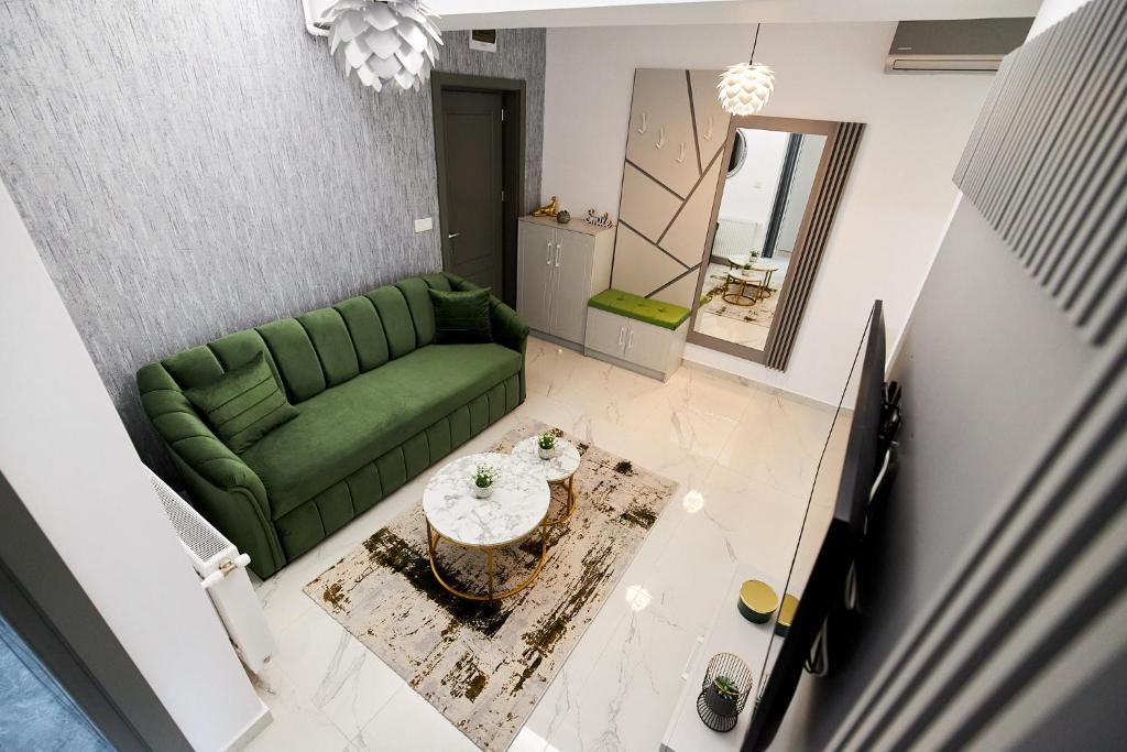 UpTown Apartments - Квартира с одной спальней