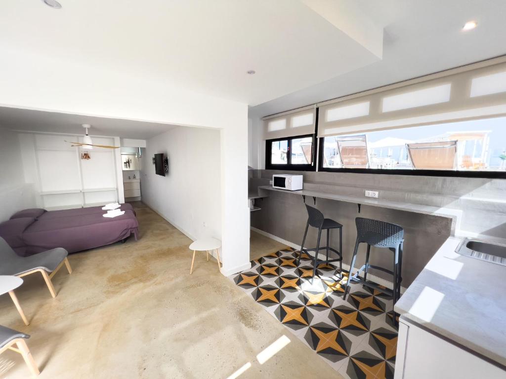 Kuchyň nebo kuchyňský kout v ubytování Apartamentos Punta Elena Beach