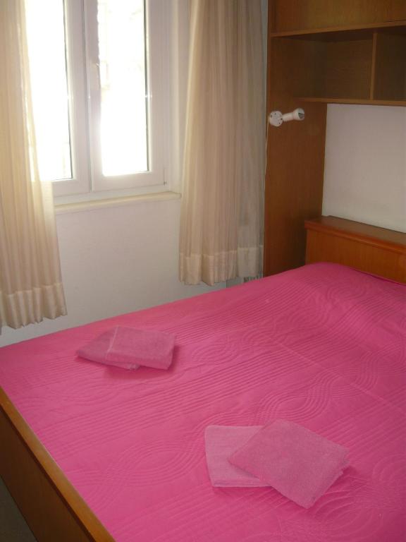 Fotografia z galérie ubytovania Apartments with a parking space Mali Rat (Omis) - 15262 v Dugi Rat