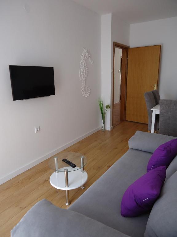 Fotografie z fotogalerie ubytování Apartment Novi Vinodolski 15412a v destinaci Novi Vinodolski