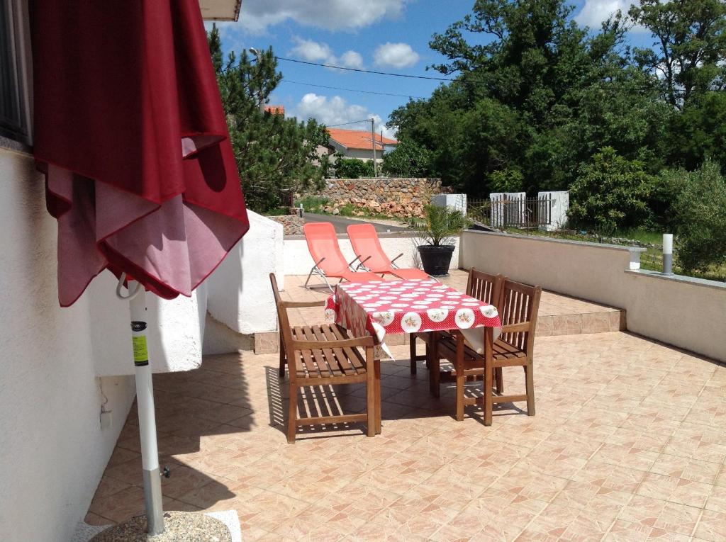 Fotografia z galérie ubytovania Apartments with a parking space Risika, Krk - 15609 vo Vrbniku