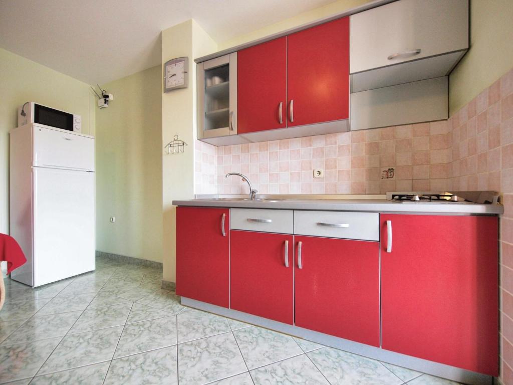 Kuchyň nebo kuchyňský kout v ubytování Apartments by the sea Srima - Vodice, Vodice - 15621