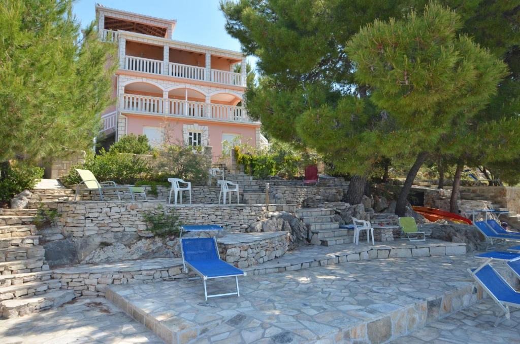 Fotografie z fotogalerie ubytování Apartments by the sea Karbuni, Korcula - 15699 v destinaci Prizba