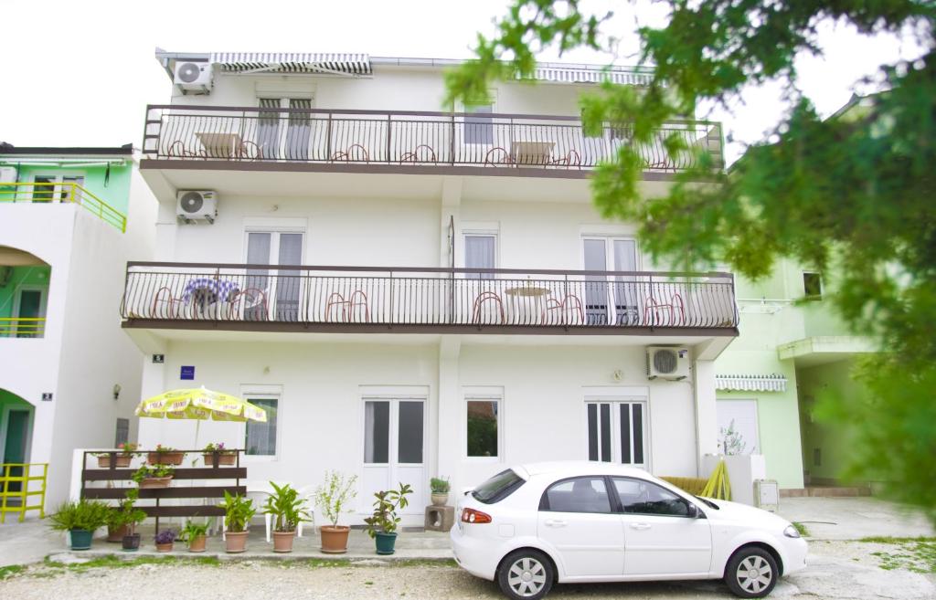 Budova, kde se apartmán nachází