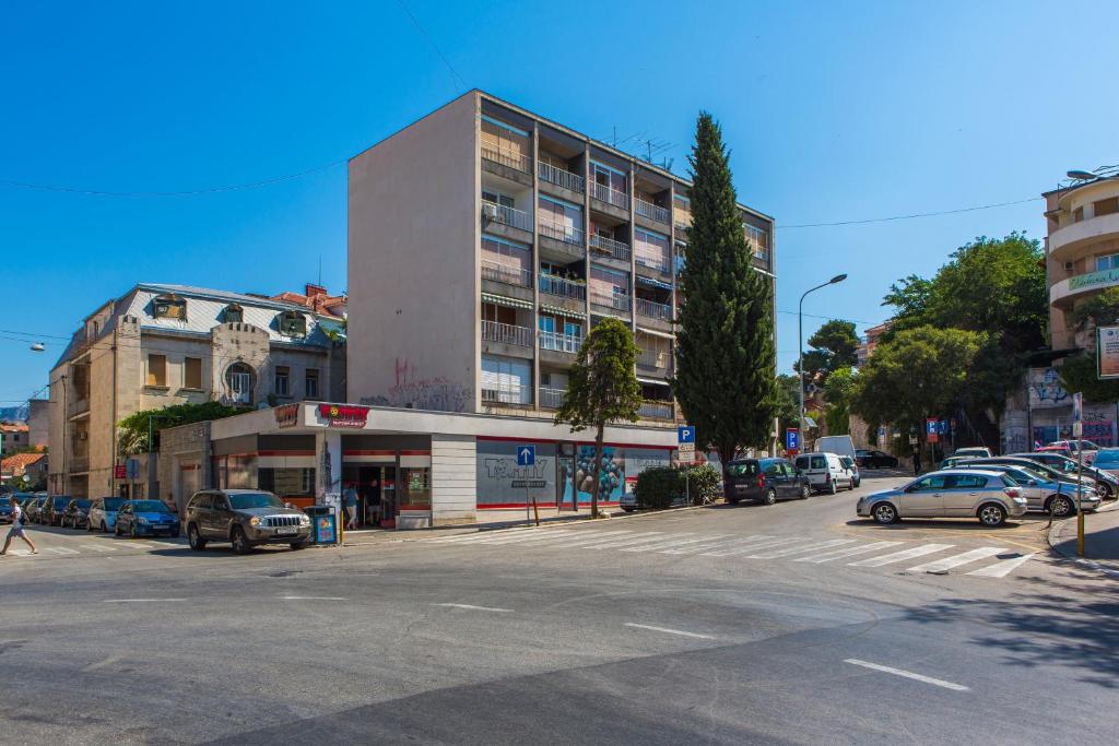 Fotografie z fotogalerie ubytování Apartments with WiFi Split - 16033 ve Splitu