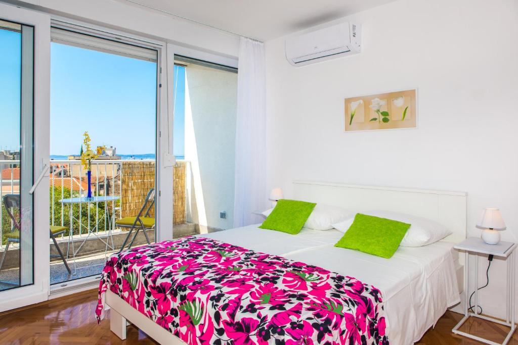 Fotografie z fotogalerie ubytování Apartments with WiFi Split - 16033 ve Splitu