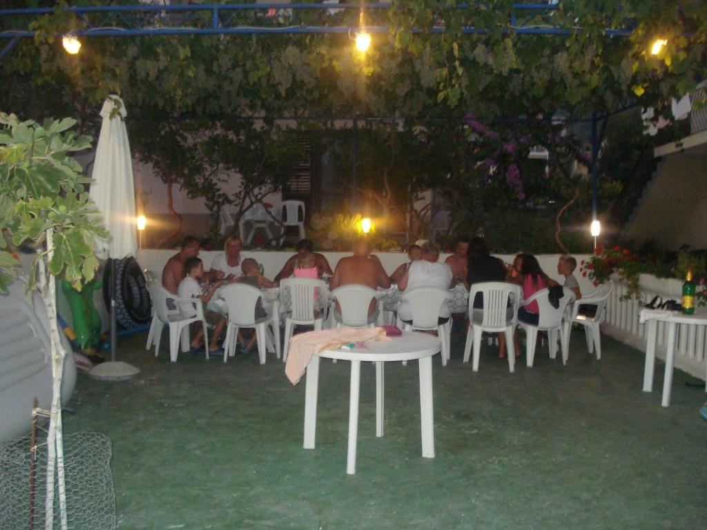 Fotografia z galérie ubytovania Apartments by the sea Podstrana, Split - 16074 v destinácii Podstrana