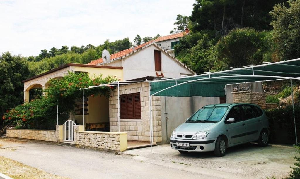 Budova, v ktorej sa apartmán nachádza