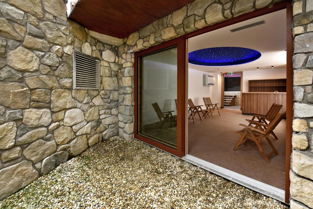 Patio nebo venkovní prostory v ubytování APLEND Hotel Ovruč