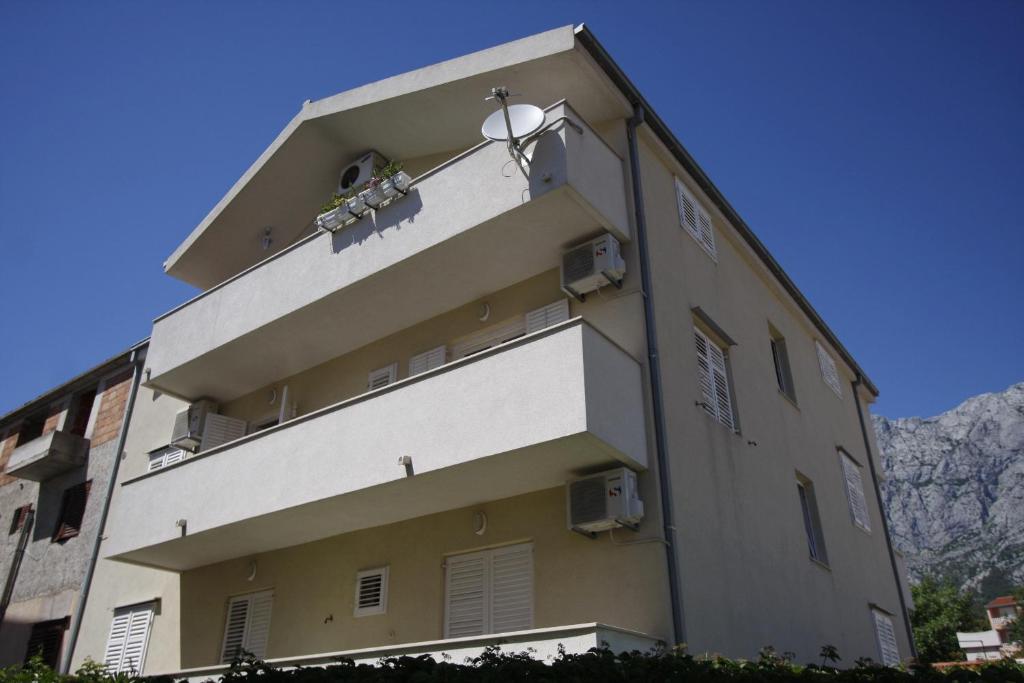 Fotografia z galérie ubytovania Apartments by the sea Makarska - 15840 v destinácii Makarska