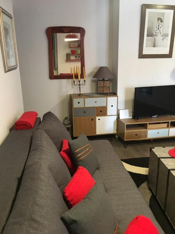 Apartments by the sea Blace, Neretva Delta - Usce Neretve - 16068 - One-Bedroom Apartment With Terrace And Sea View