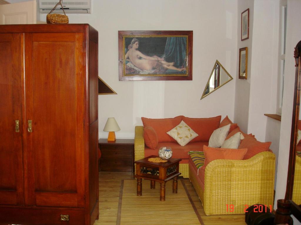 Apartments by the sea Blace, Neretva Delta - Usce Neretve - 16068 - Two-Bedroom Apartment With Terrace And Sea View