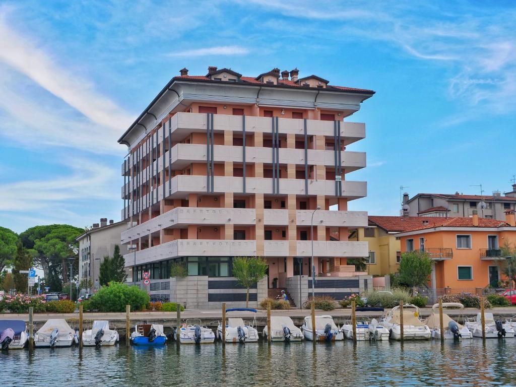 Výhľad na rieku v blízkosti apartmánového hotela