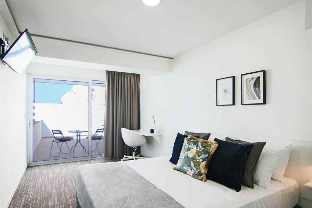Phaedrus Living: Luxury Suite Nicosia 502 - Deluxe Suite