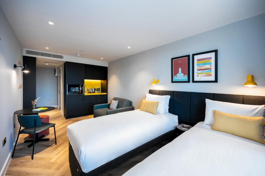 CITY CENTER PLAZA APARTHOTEL