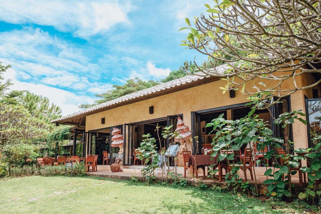 Zahrada ubytování Villa Khao Phaengma