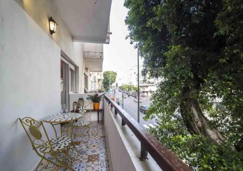 NEW! 2 BD Premium Beach house W/large balcony - Two-Bedroom Apartment