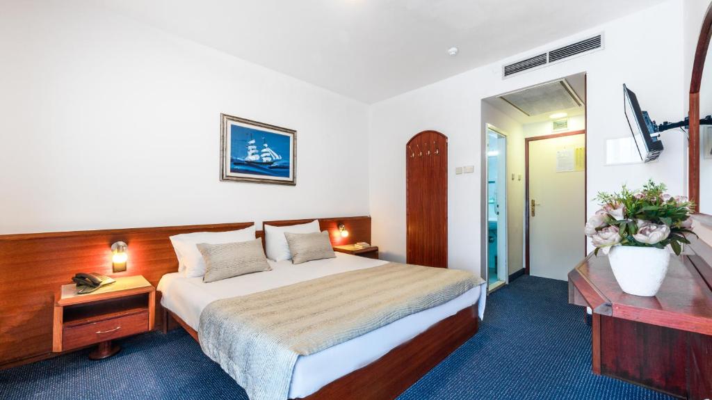 Hotel Komodor - Resim 32