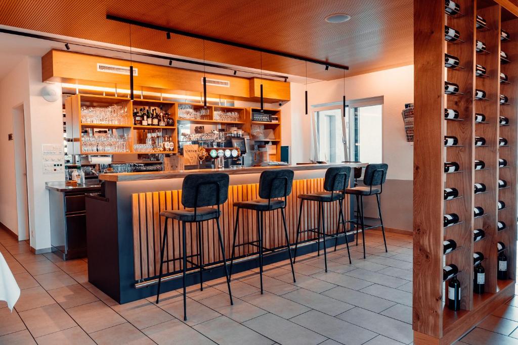 Lounge nebo bar v ubytování Hotel Rössli Luterbach