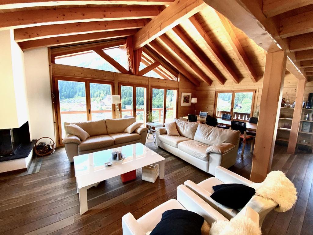 Posezení v ubytování Chalet Les Dalton, Morgins