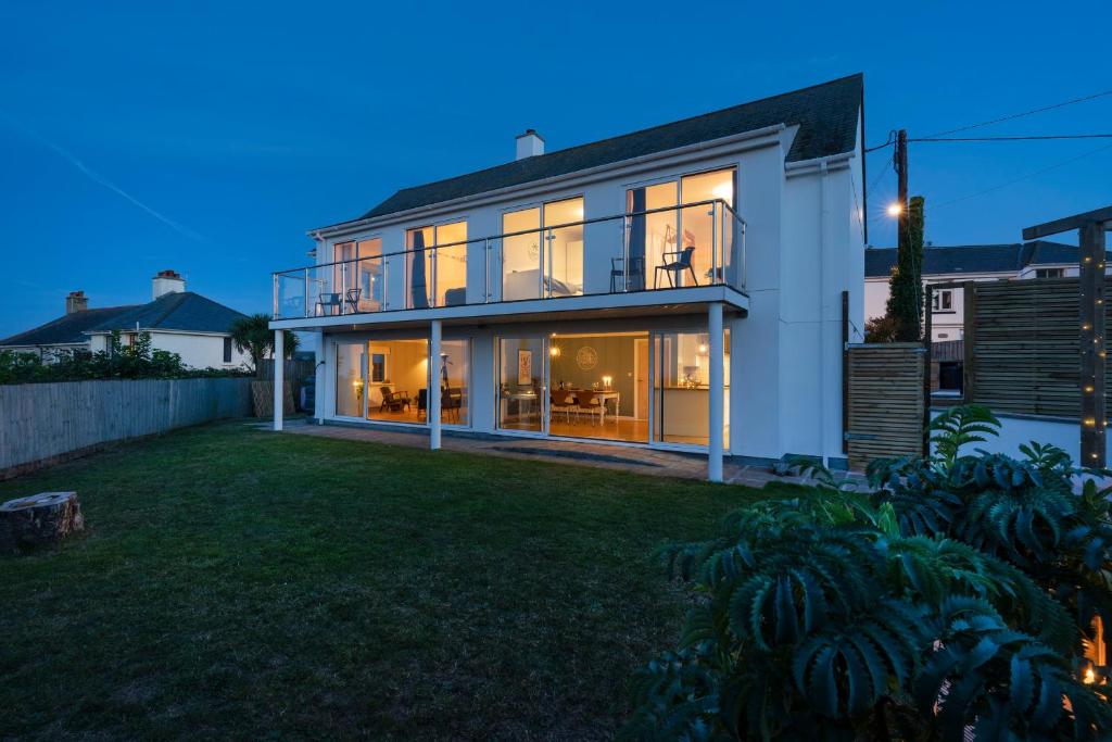 Ayr Garden, St Ives (updated prices 2024)