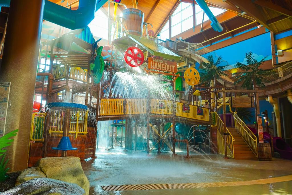 THE 5 BEST Water & Amusement Parks in Sandusky (Updated 2023)