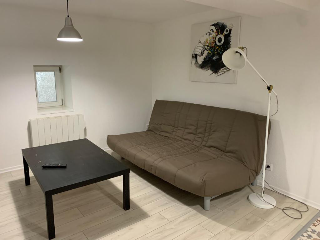 Suitetrails - Jolies Appartements 42m2 hyper centre ville de Riom au 1er et 2ème étage