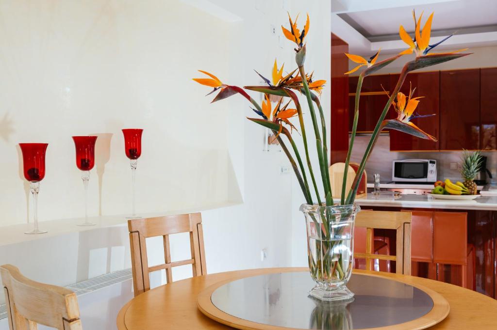 Kuchyňa alebo kuchynka v ubytovaní Agios Nikolaos Beach Villas