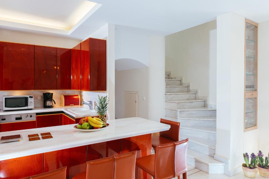 Kuchyňa alebo kuchynka v ubytovaní Agios Nikolaos Beach Villas
