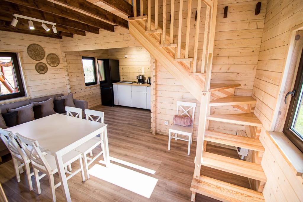 Kuchyňa alebo kuchynka v ubytovaní Żeglarz i Łąkarz