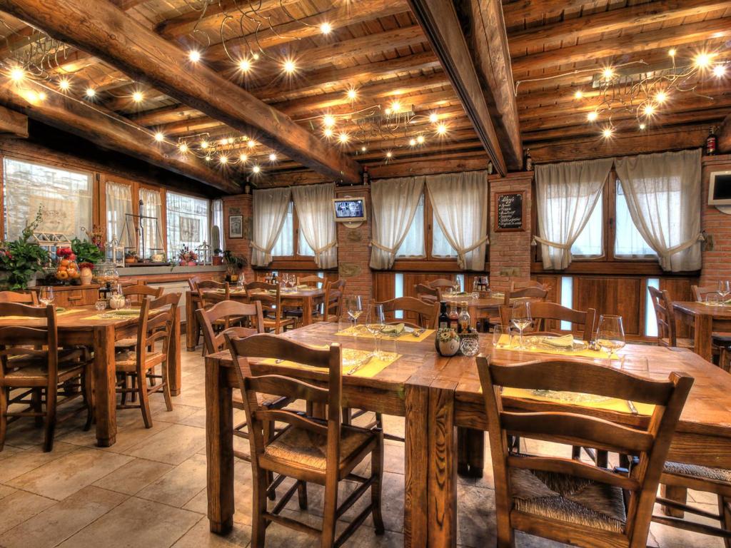 Restaurace v ubytování La Locanda di Giulia