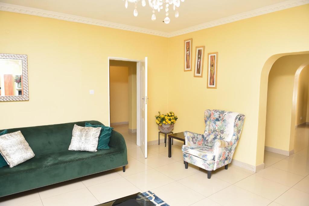 AZB Cozy Homes. Elegant 4 bedroom home in Area 49, Lilongwe - Departamento