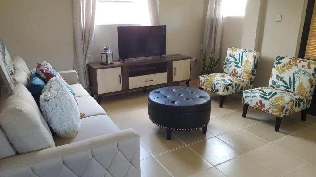 TV i/ili multimedijalni sistem u objektu bLu skAii Apt 5minutes2 Rodney Bay by car