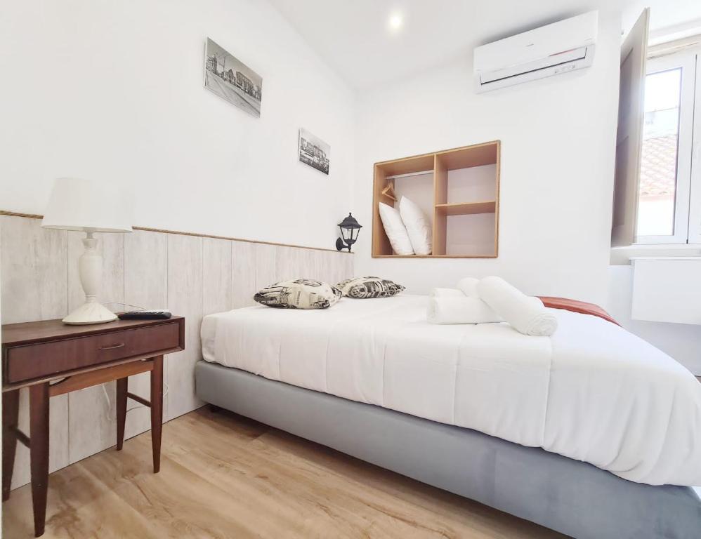 COIMBRA CITY CHARM - 13