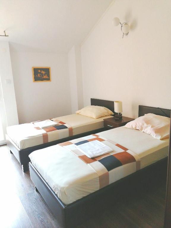 Fotografie z fotogalerie ubytování Apartments by the sea Betina, Murter - 17061 v destinaci Betina